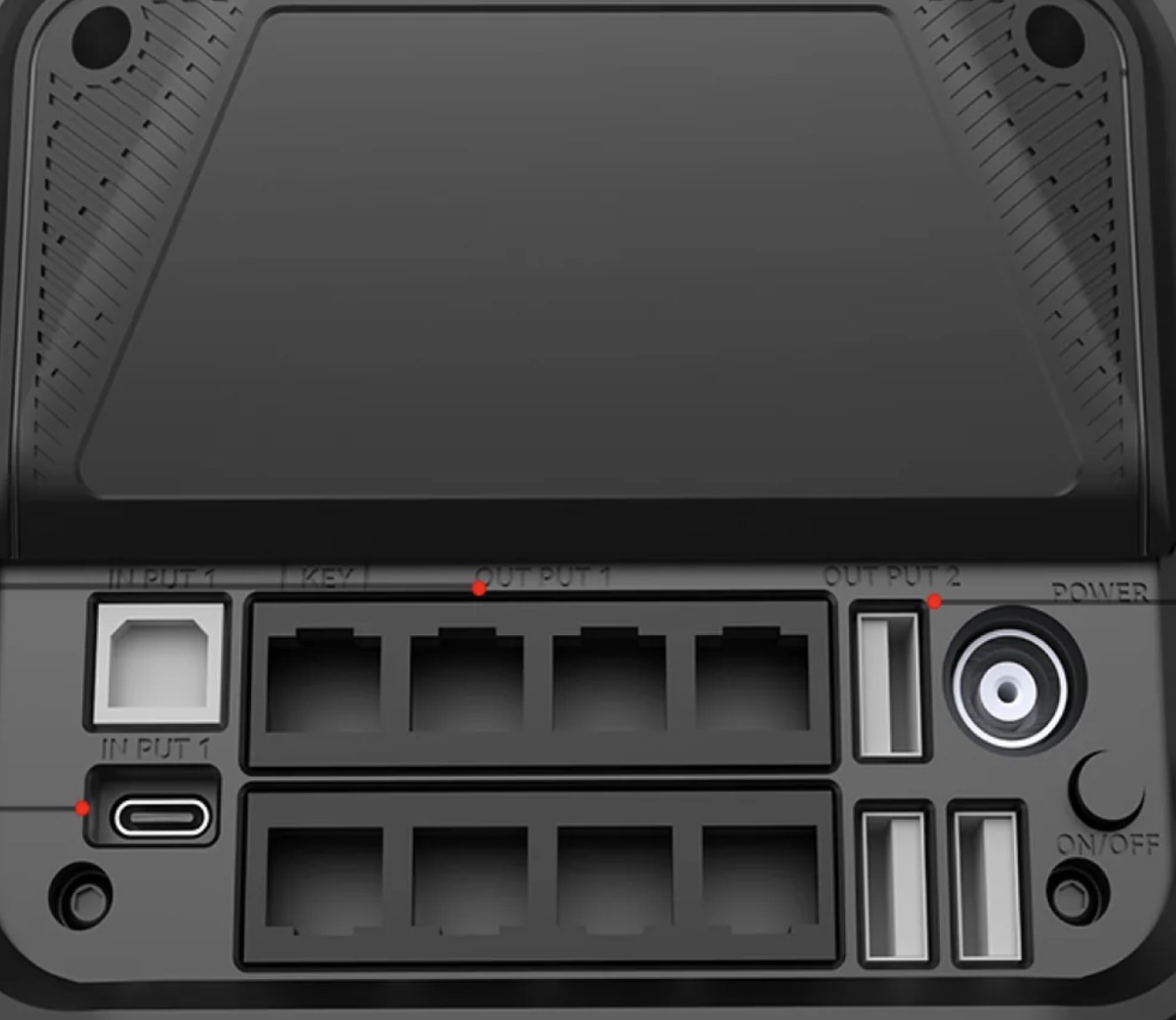 Открытая экосистема Simagic Alpha Evo - разъёмы и QR адаптер